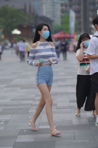 【精选街拍】Vol.1706 气质热裤长腿小姐姐 [73P-848MB]