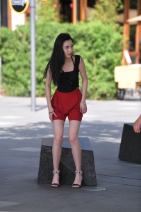 【精选街拍】Vol.2621 简约美丽 [23P-381MB]