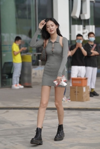 【精选街拍】Vol.2474 皮靴包臀裙 [69P-0.98GB]