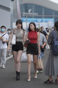 【精选街拍】Vol.1980 精致靓丽姐妹花 [172P-566MB]