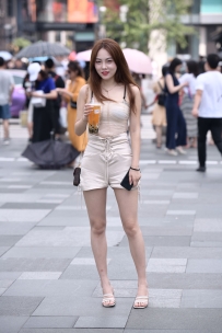 【精选街拍】Vol.3317 灰色短裤凉高香肩 [86P-1.83GB]