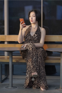 【精选街拍】Vol.2526 豹纹喇叭裤豹纹连体衣豹纹长裤 [61P-1.06GB]