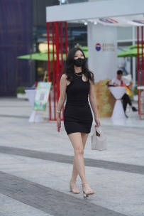 【精选街拍】Vol.1972 黑色吊带裙 [114P-372MB]